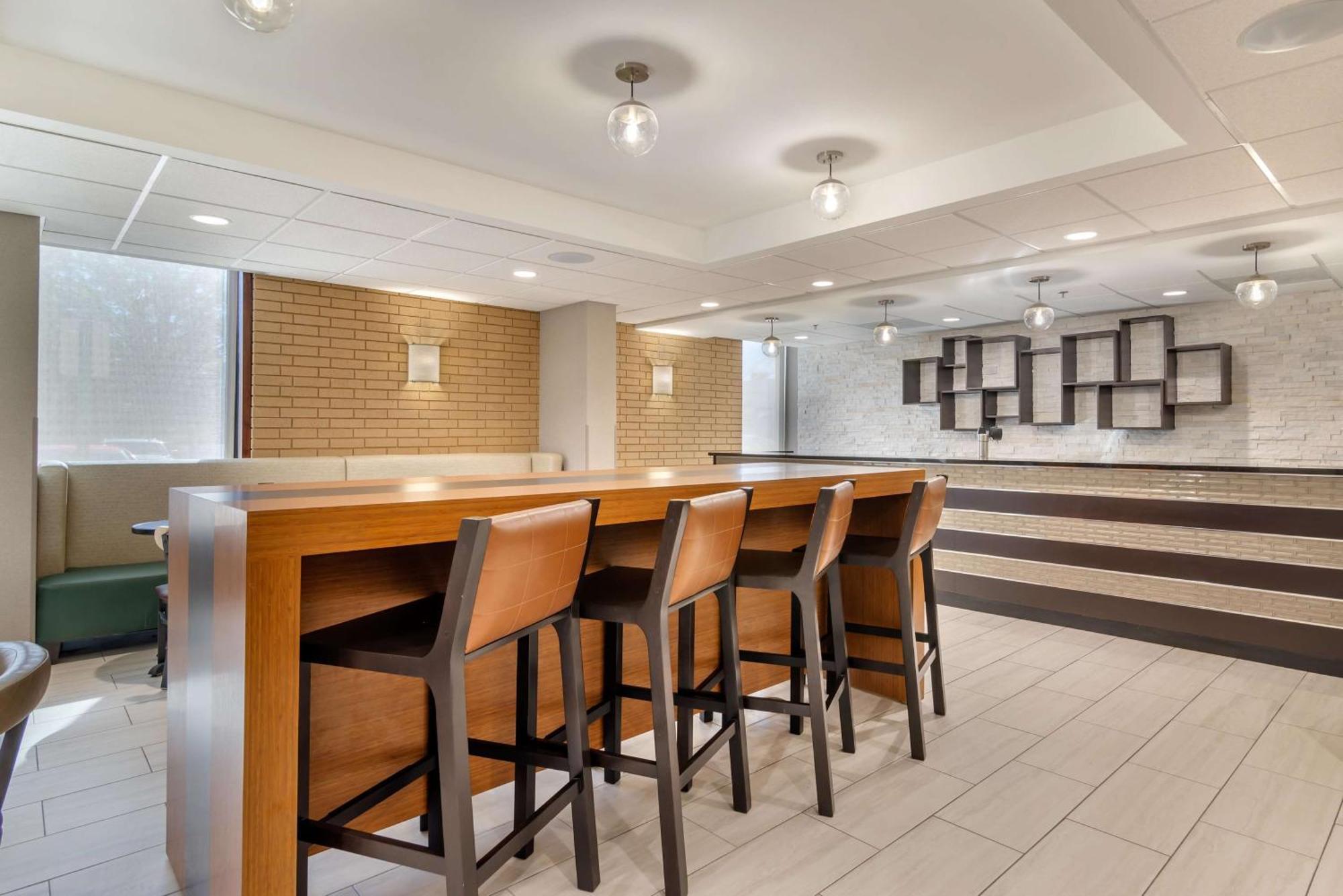 Drury Inn & Suites Atlanta Airport คอลเลจพาร์ค ภายนอก รูปภาพ