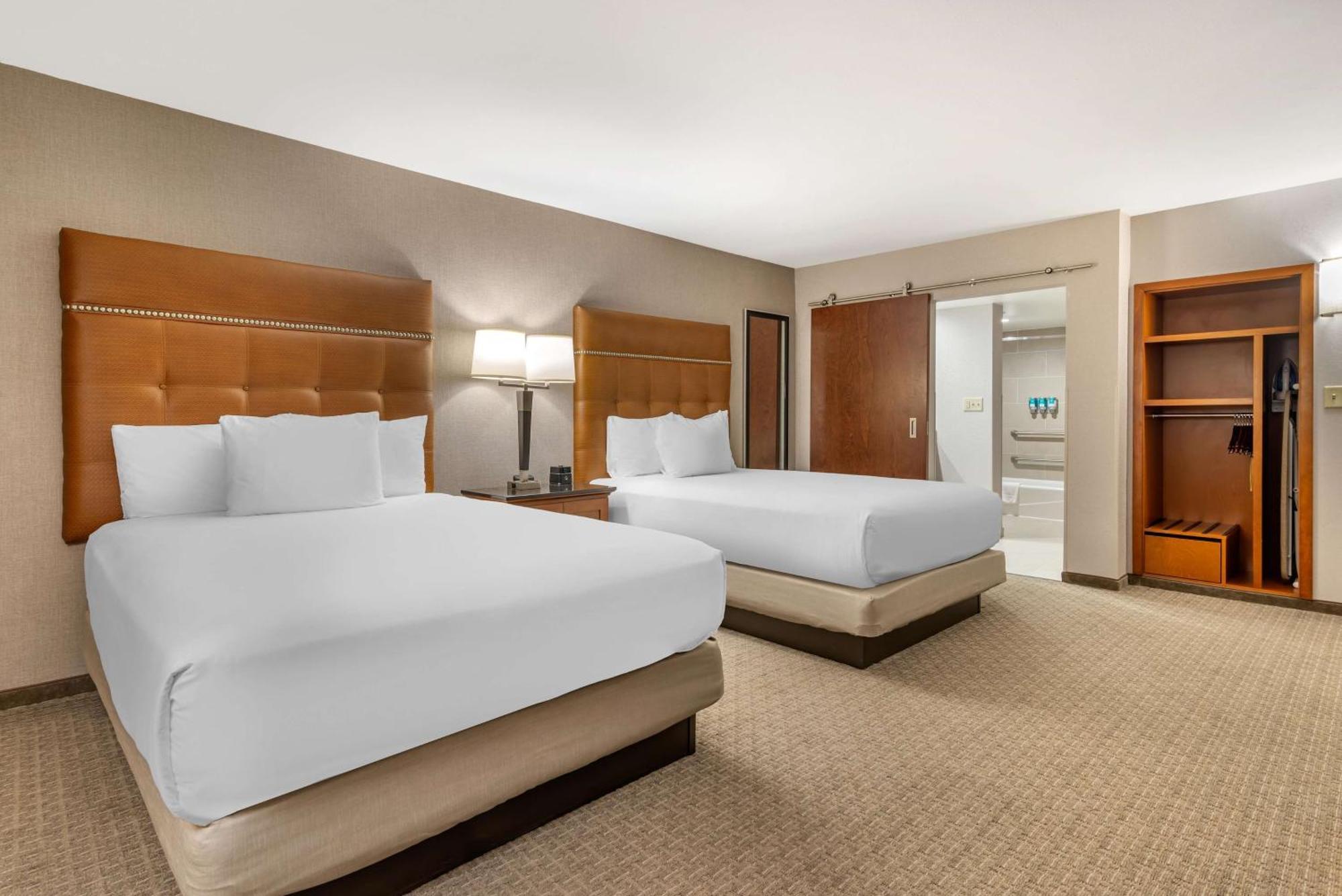 Drury Inn & Suites Atlanta Airport คอลเลจพาร์ค ภายนอก รูปภาพ