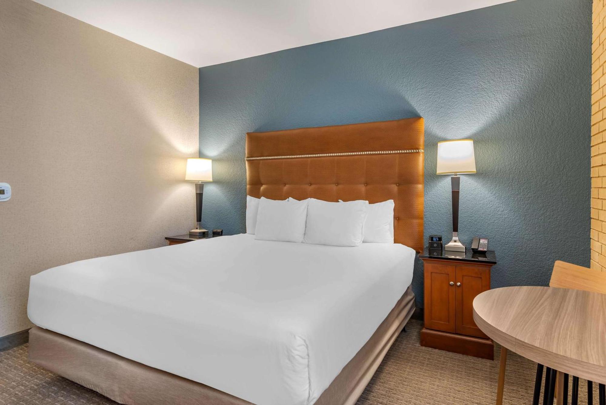 Drury Inn & Suites Atlanta Airport คอลเลจพาร์ค ภายนอก รูปภาพ